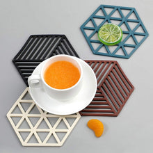 Load image into Gallery viewer, SILICONE TRIVET MATS
